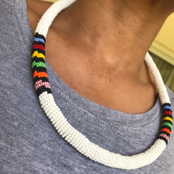 African Zulu Beaded Choker Necklace - Picture 4 of 5